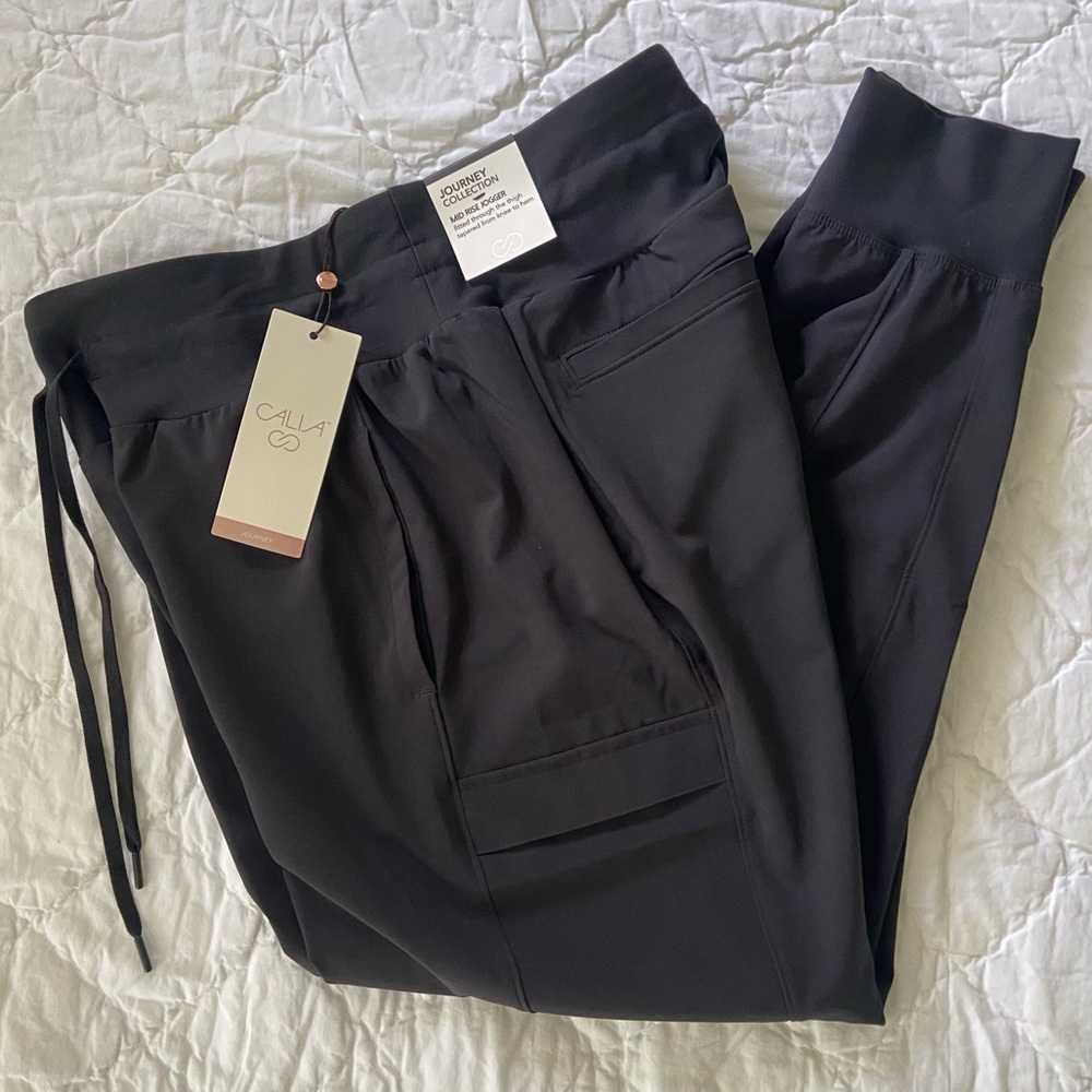 CALIA Journey Truelight Cargo Pocket Jogger NWT black S